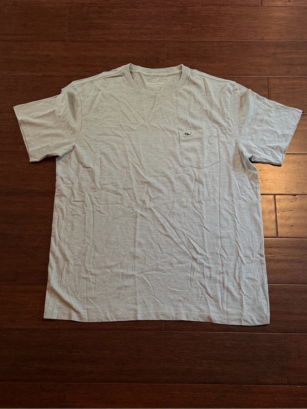 Vineyard Vines Pocket Tee in Heathered Slate Gray